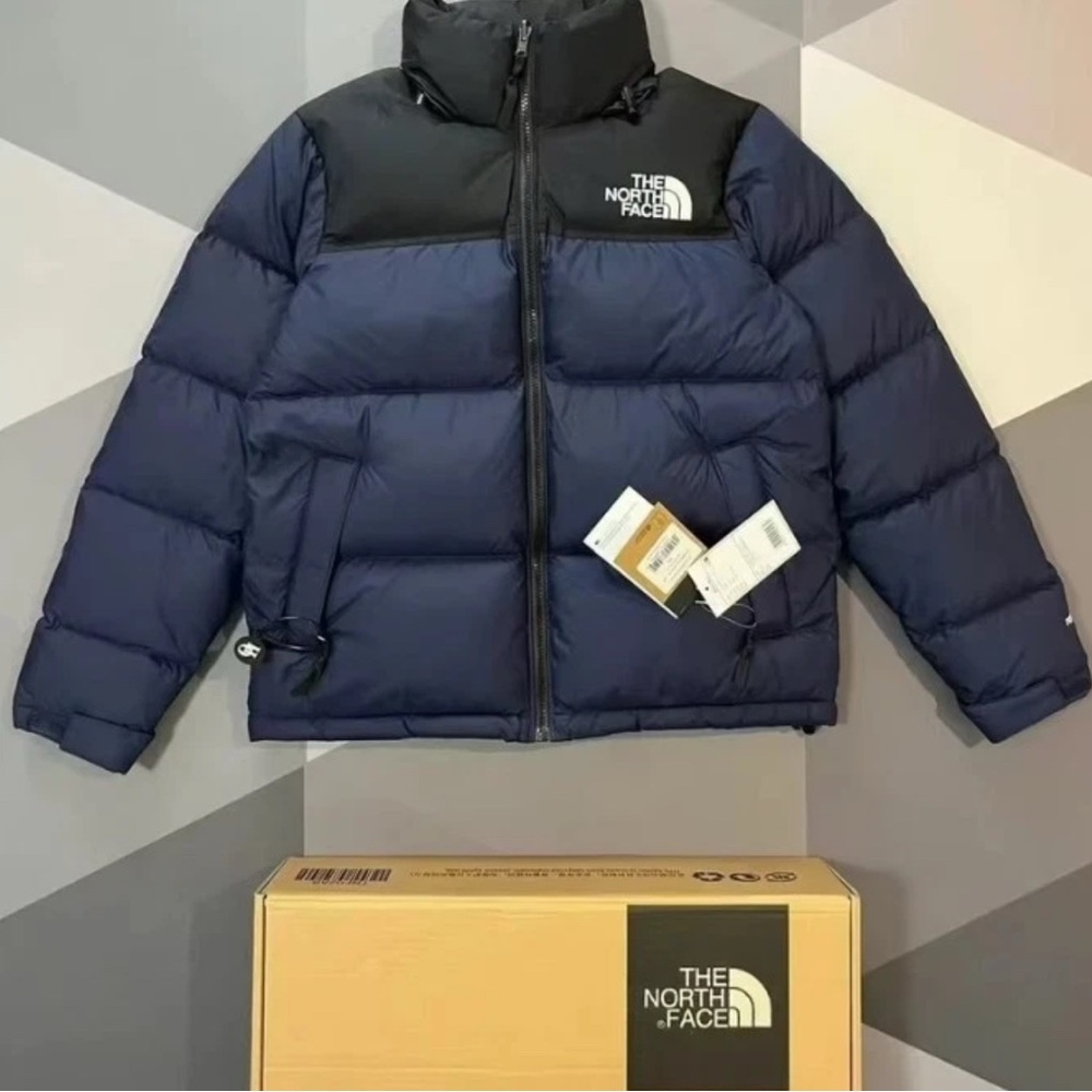 The North Face Men's Navy and Black Puffer Jacket